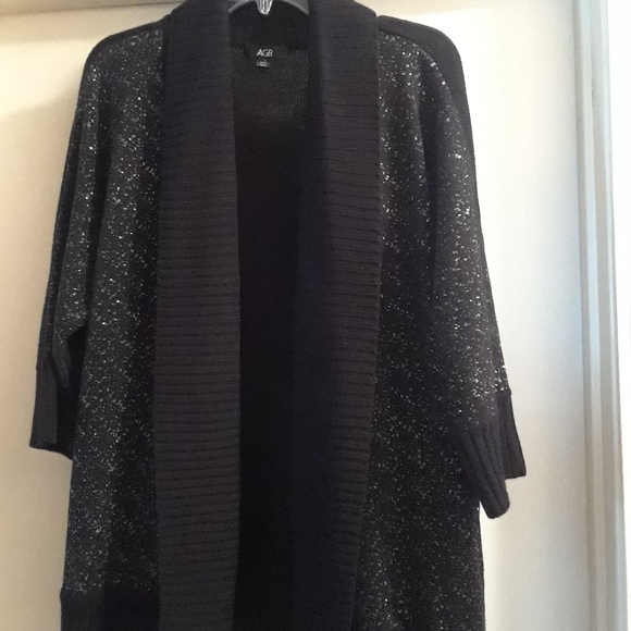 Sweater - Picture 2 of 3